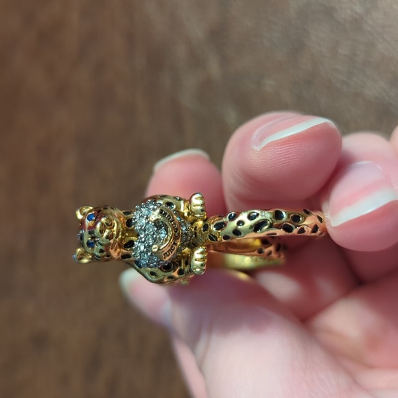 Juicy Couture Ring - Picture 2 of 4